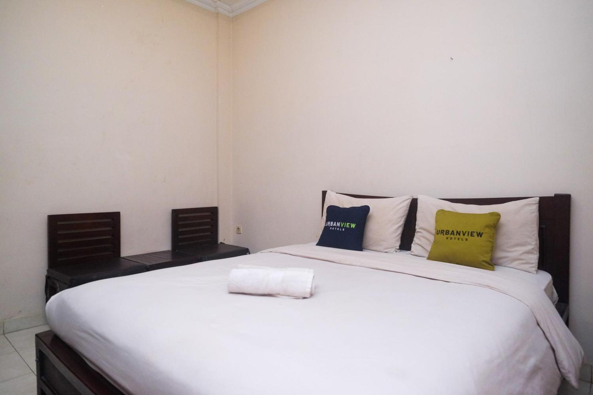 Urbanview Hotel Pondok Anggun Yogyakarta By Reddoorz Maguwo Ngoại thất bức ảnh