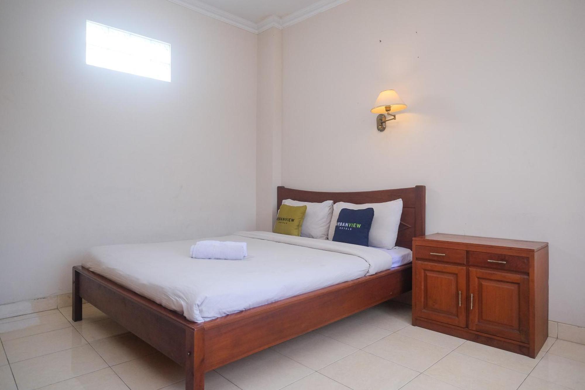 Urbanview Hotel Pondok Anggun Yogyakarta By Reddoorz Maguwo Ngoại thất bức ảnh