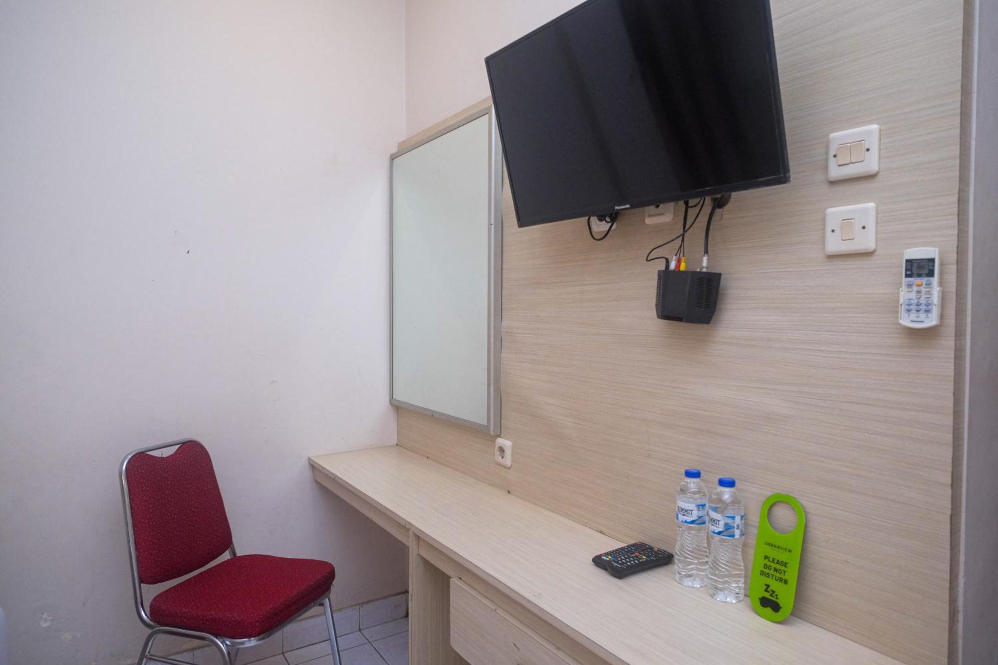 Urbanview Hotel Pondok Anggun Yogyakarta By Reddoorz Maguwo Ngoại thất bức ảnh