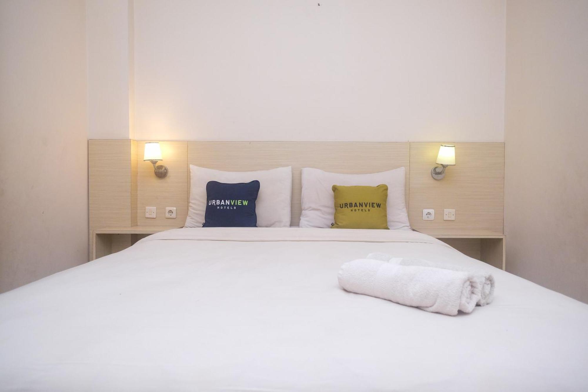 Urbanview Hotel Pondok Anggun Yogyakarta By Reddoorz Maguwo Ngoại thất bức ảnh