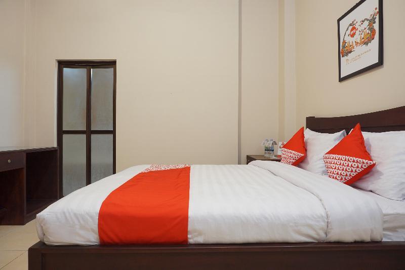 Urbanview Hotel Pondok Anggun Yogyakarta By Reddoorz Maguwo Ngoại thất bức ảnh